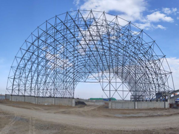 新密体育场网架结构